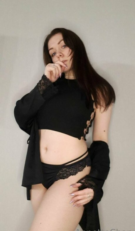 annettechan erotic model images