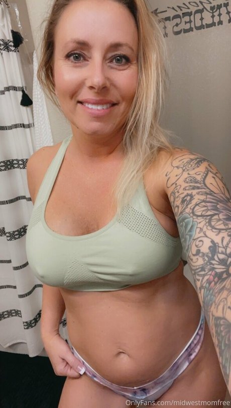 midwestmomfree erotic pornstar gallery