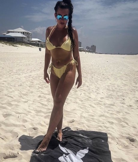 Amanda Chilelli star pretty galleries