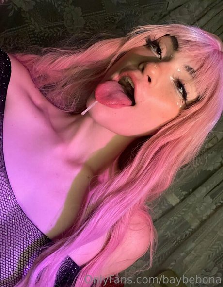 baybebona nice model pic