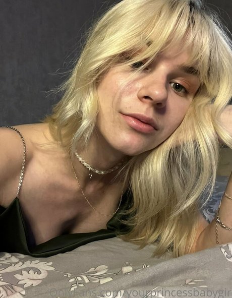 elia roz pretty pornstar images