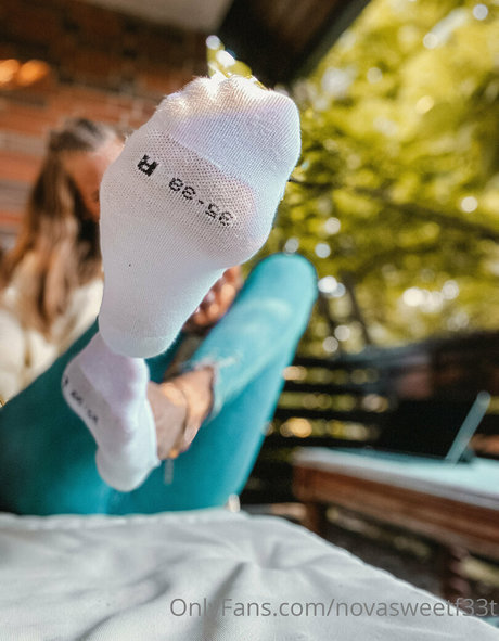 novasweetf33t model adult photos