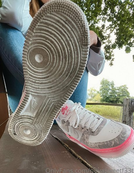 novasweetf33t nude actress pictures