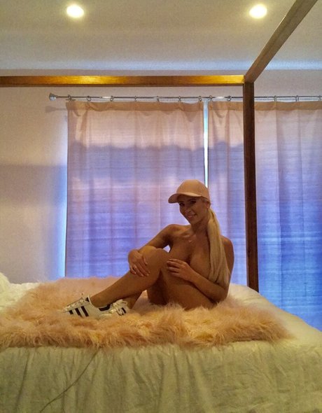 tashareign star best pictures