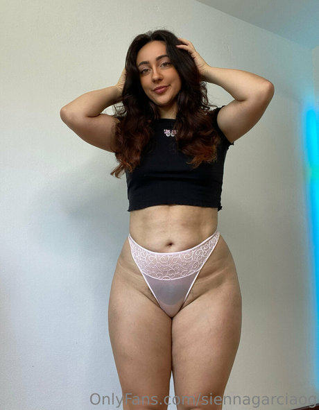 siennagarciaog star images