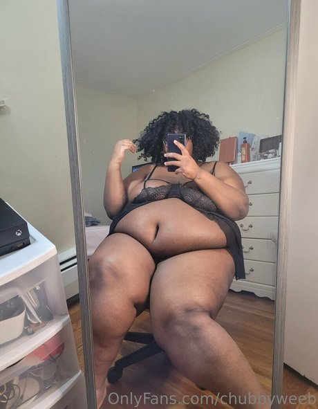 chubbyweeb naked star images