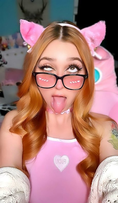 stewpidsenpai adult model picture