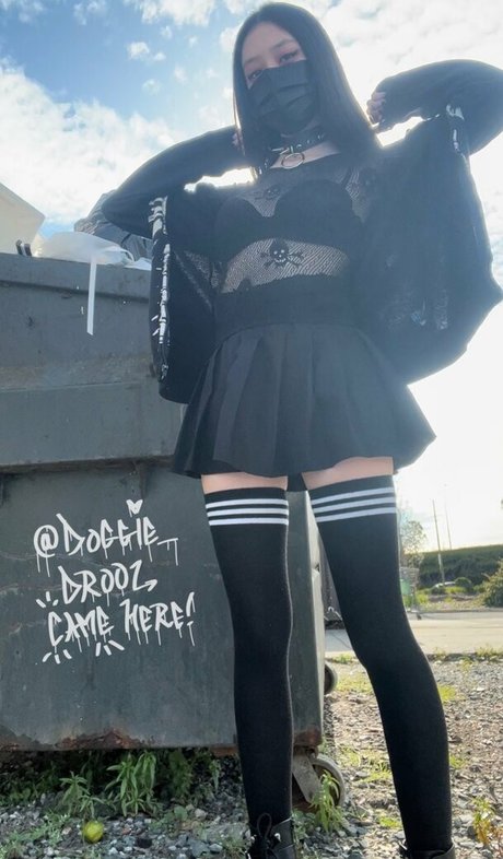 Doggie Drool sexy model image