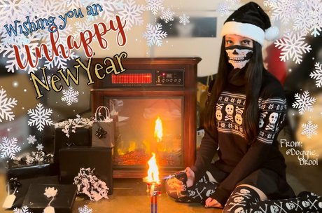 Doggie Drool nude star img