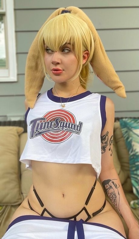 xo lilhuni xo sexy star image