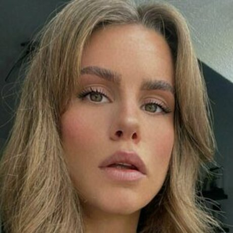 julietthope model perfect pic