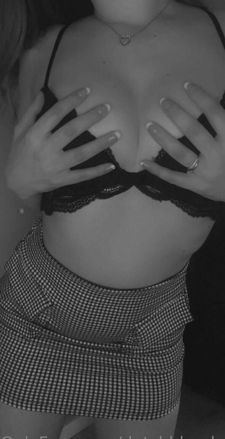 emmablondy nice actress pics