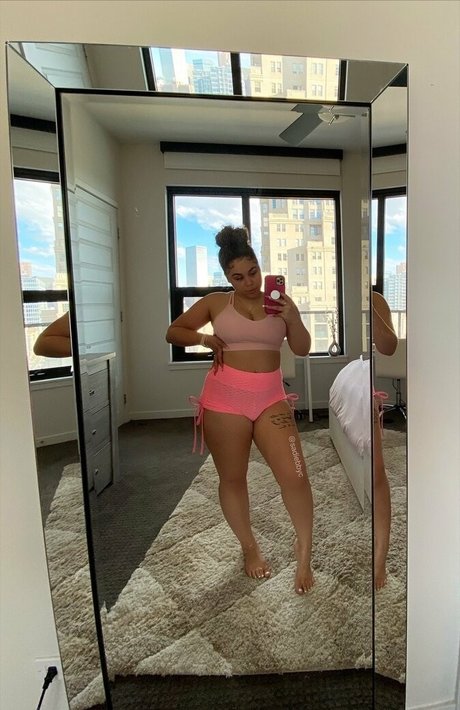 Sadiebbyc nude actress images