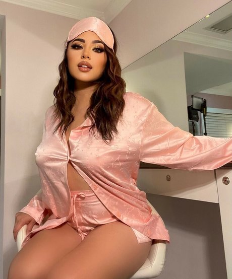 Jasmine Villegas sex star galleries