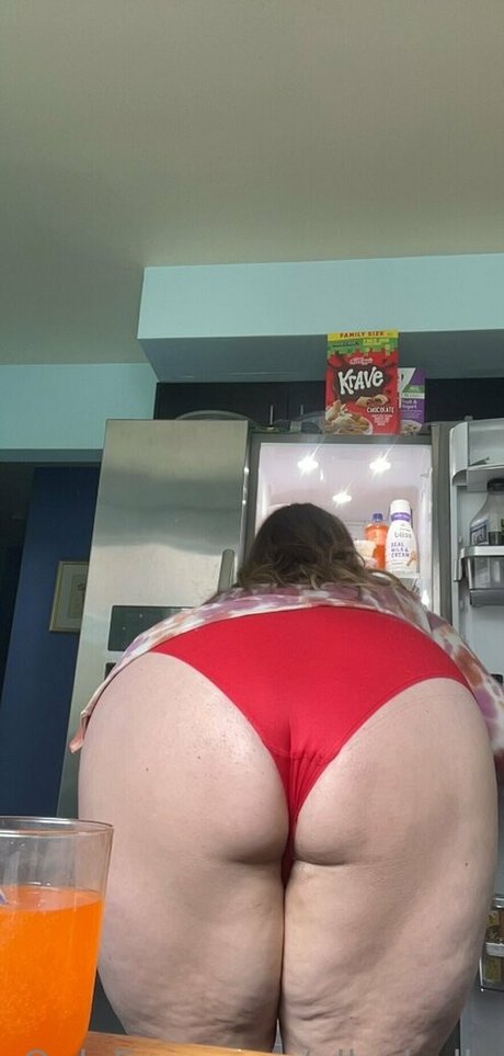 ellesbelly hd star image