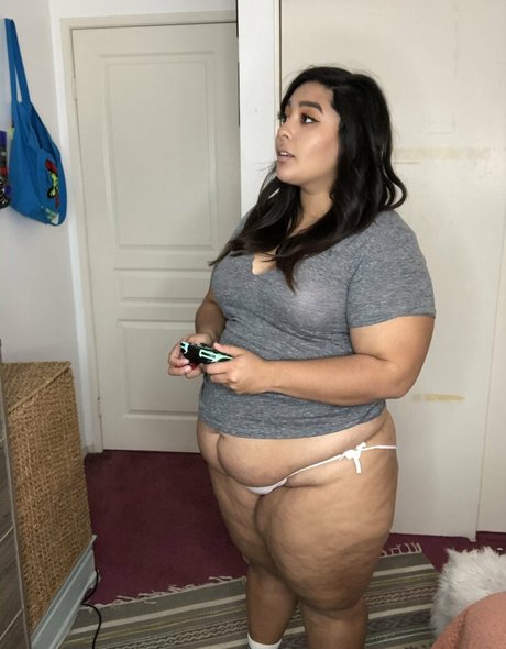feederandfeedee sexy actress picture