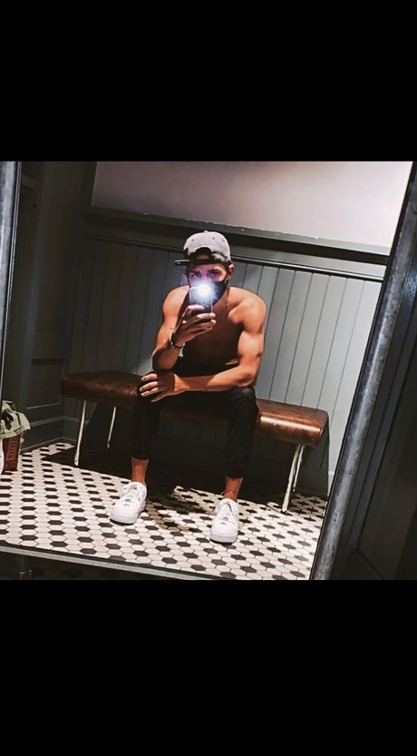 Gavin Kernstine sex star image