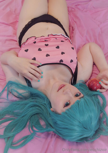 Ecchizoir sexy model pics