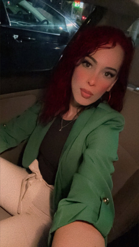 Godessunicorn777 star adult img