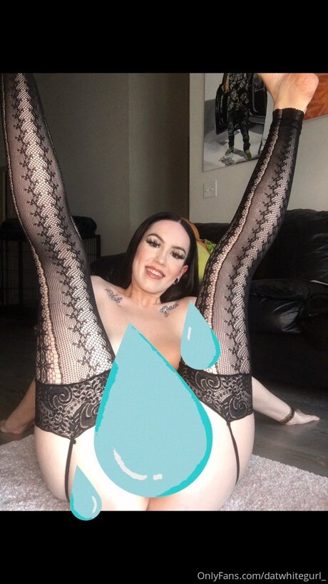 Miss Wright xxx model pic