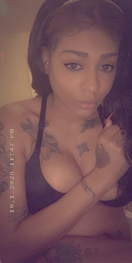 Yayofeva1 nude pornstar img