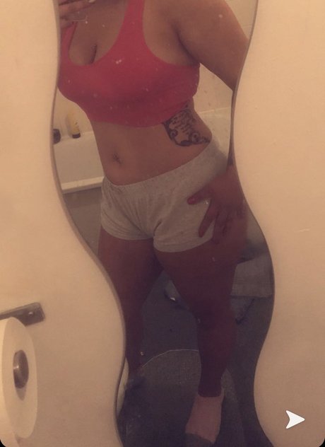curvygurl21 perfect star pic