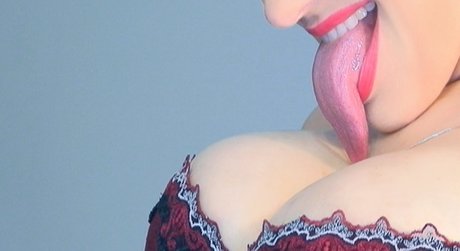 BeUniqueBeUrself pornstar sexy archive