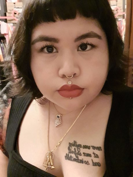 Clarissa Guevara sex model picture
