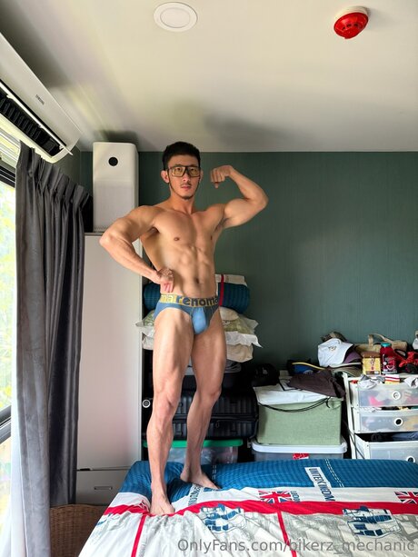 BANK star pretty gallery