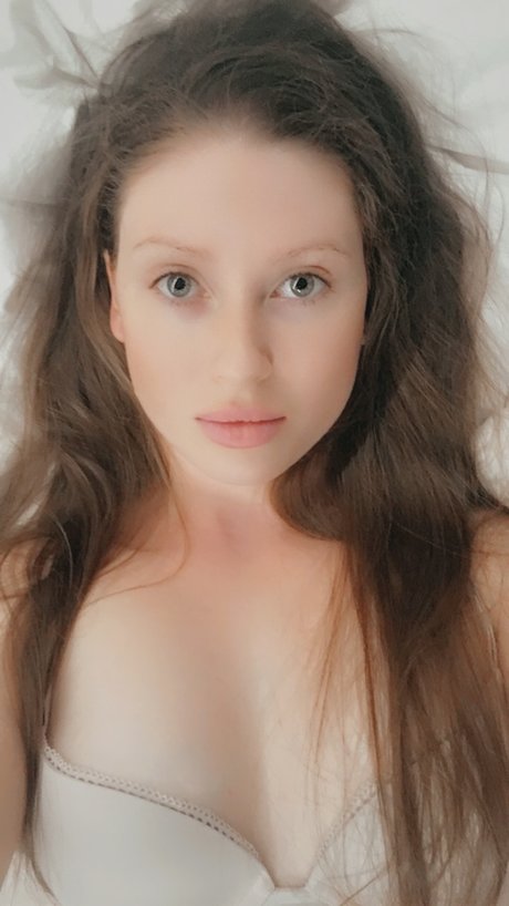 Aussie Mamma adult star pic