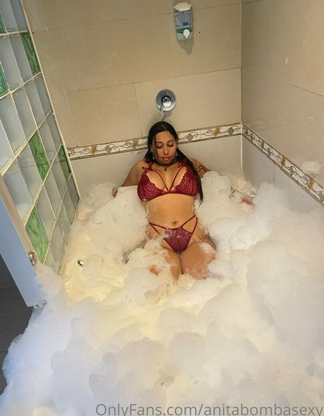 anitabombasexy star adult image
