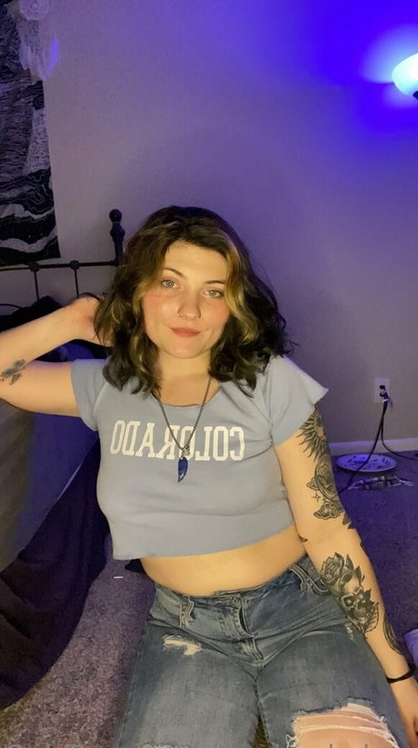 thevirgobabyx model nude image