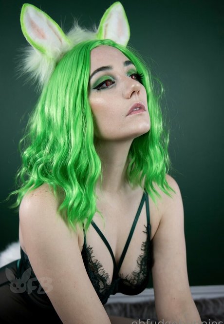 ofudgebunni hot star pic