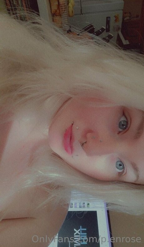 p enrose hot model photo