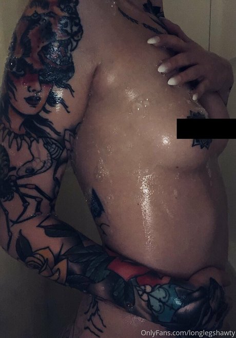 longlegshawty erotic model pic