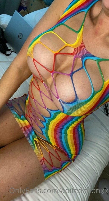 evadeexo exclusive model img