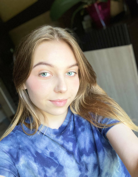 pharmacist onlyfans sex pic