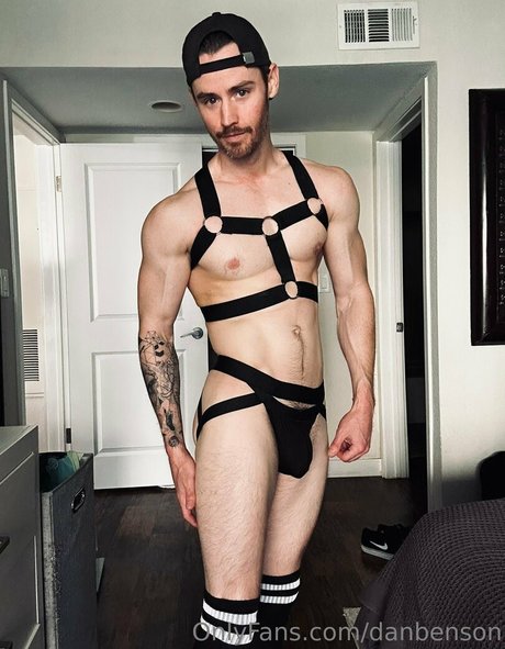 danbenson free model pictures