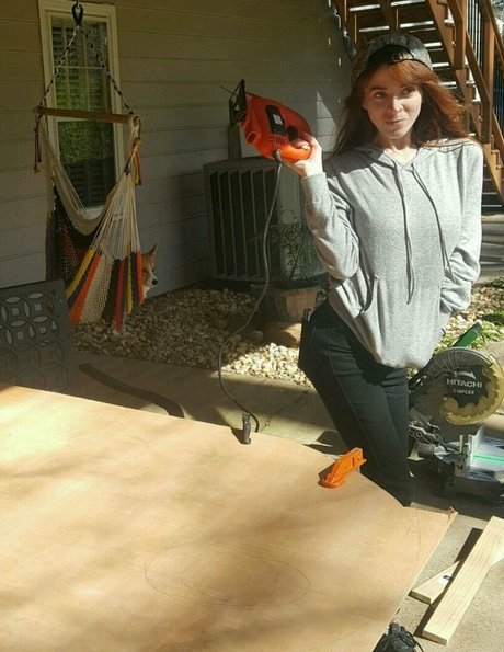 Karaste naked model pic