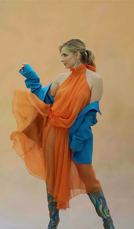 Sarah Michelle Gellar model nudes images