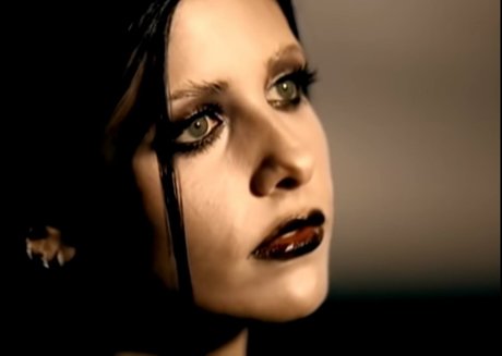 Sarah Michelle Gellar nude star pic