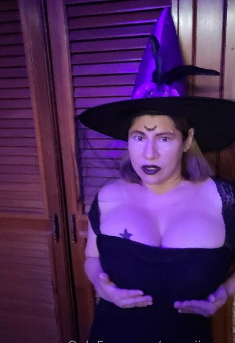 normii of exclusive pornstar pictures