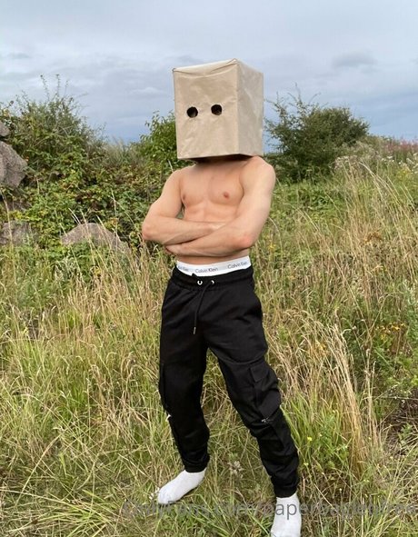 paperbagfree model hot photo