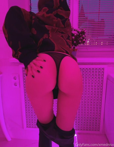 xmednisx star naked gallery