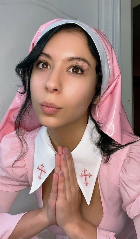 anyadaystar model naked gallery