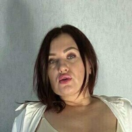 shemale creampie onlyfans top image