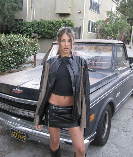 teen glasses onlyfans sexy xxx photo