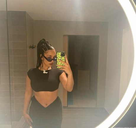Jorja Smith hd model galleries