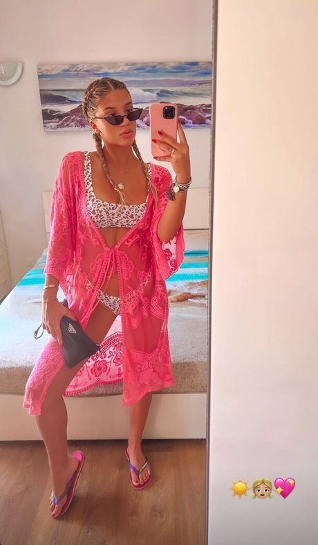 Alice De Bortoli xxx star photo