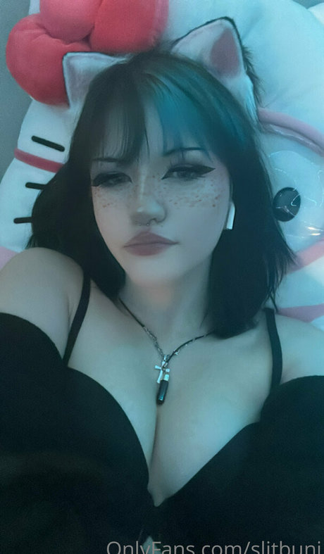 lesbian squirt onlyfans top photo